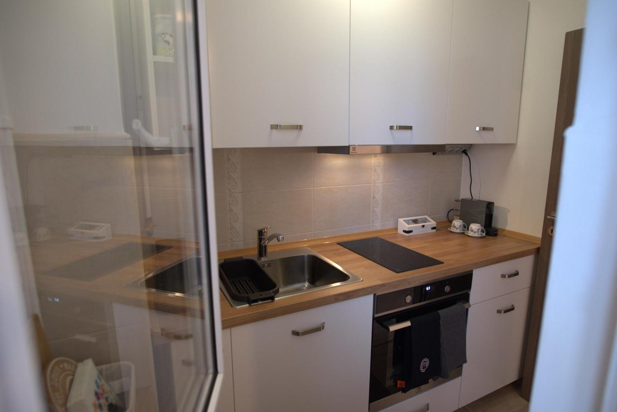 Zara Studio בראשוב מראה חיצוני תמונה